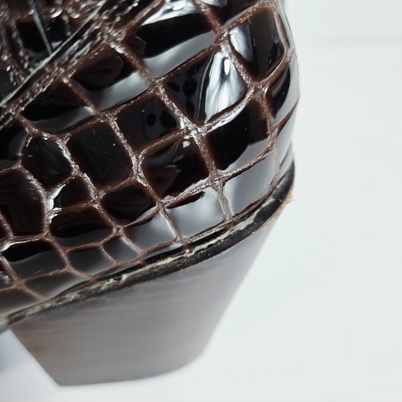Aqua Dark Brown Patent Leather Crocodile Embossed Ankle Bootie Women's Size 8M - Picture 13 of 14